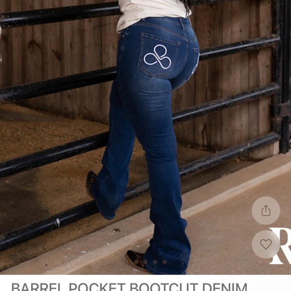 Ranch Dress’N Denim - Ranch Dress’n barrel pocket bootcut Jean
